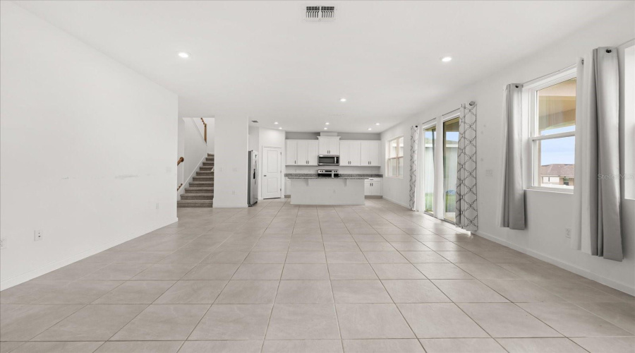 KISSIMMEE, Florida 34747, 5 Bedrooms Bedrooms, ,3 BathroomsBathrooms,Residential,For Sale,LAKESHORE BREEZE,0,MFRS5132485