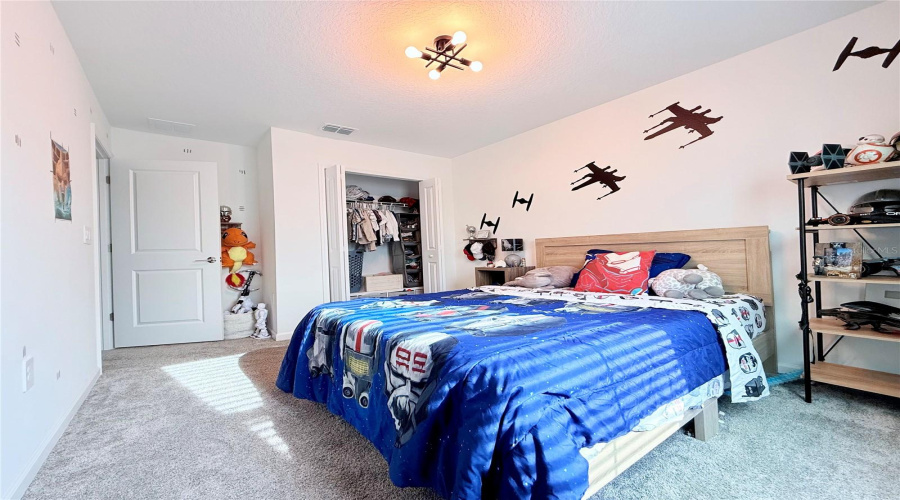 DAVENPORT, Florida 33837, 4 Bedrooms Bedrooms, ,2 BathroomsBathrooms,Residential,For Sale,BRAVE,0,MFRO6371580