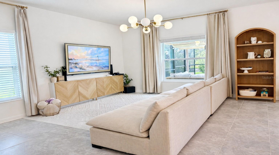 DAVENPORT, Florida 33837, 4 Bedrooms Bedrooms, ,2 BathroomsBathrooms,Residential,For Sale,BRAVE,0,MFRO6371580