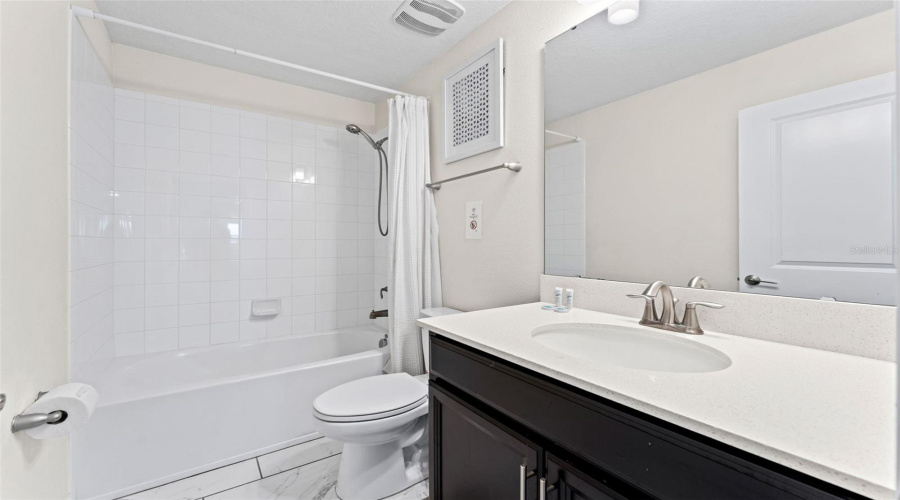 KISSIMMEE, Florida 34746, 9 Bedrooms Bedrooms, ,5 BathroomsBathrooms,Residential,For Sale,FABLE,0,MFRO6372716