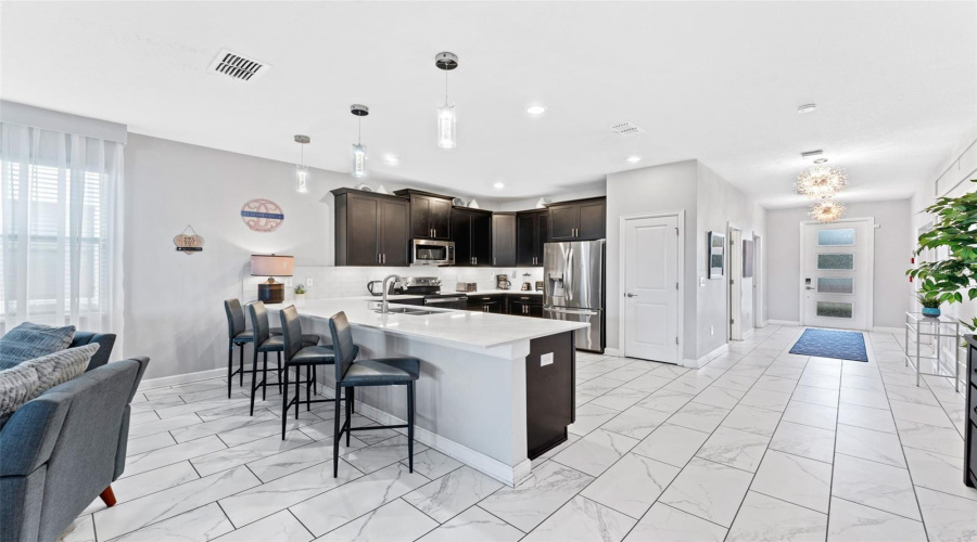 KISSIMMEE, Florida 34746, 9 Bedrooms Bedrooms, ,5 BathroomsBathrooms,Residential,For Sale,FABLE,0,MFRO6372716