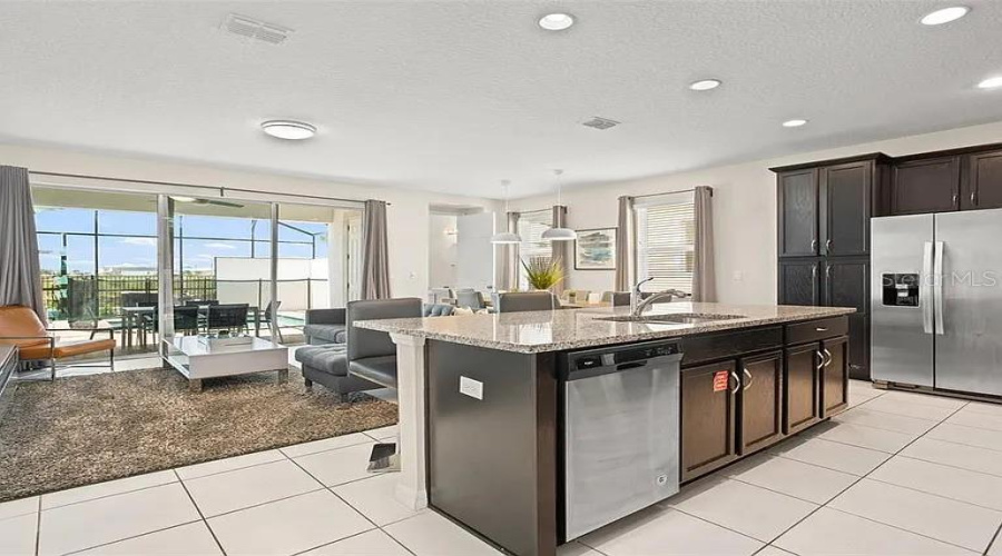 KISSIMMEE, Florida 34747, 5 Bedrooms Bedrooms, ,4 BathroomsBathrooms,Residential,For Sale,CAREY PALM,0,MFRO6367524