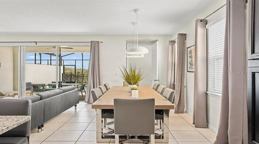 KISSIMMEE, Florida 34747, 5 Bedrooms Bedrooms, ,4 BathroomsBathrooms,Residential,For Sale,CAREY PALM,0,MFRO6367524