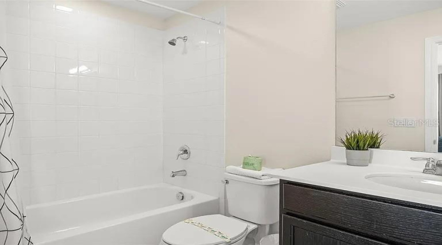 KISSIMMEE, Florida 34747, 5 Bedrooms Bedrooms, ,4 BathroomsBathrooms,Residential,For Sale,CAREY PALM,0,MFRO6367524