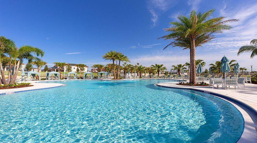 KISSIMMEE, Florida 34747, 5 Bedrooms Bedrooms, ,4 BathroomsBathrooms,Residential,For Sale,CAREY PALM,0,MFRO6367524