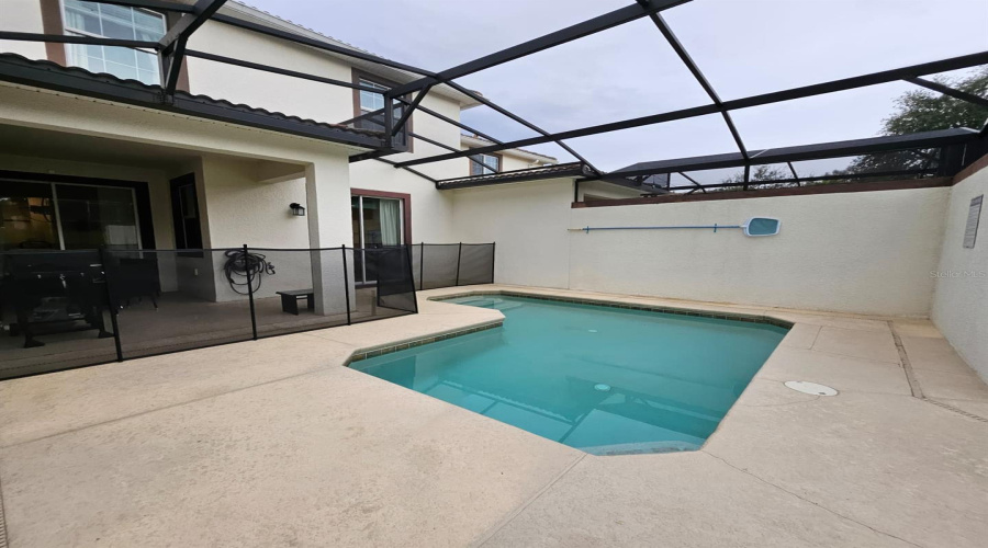 DAVENPORT, Florida 33896, 4 Bedrooms Bedrooms, ,3 BathroomsBathrooms,Residential,For Sale,DOGLEG,0,MFRS5126086