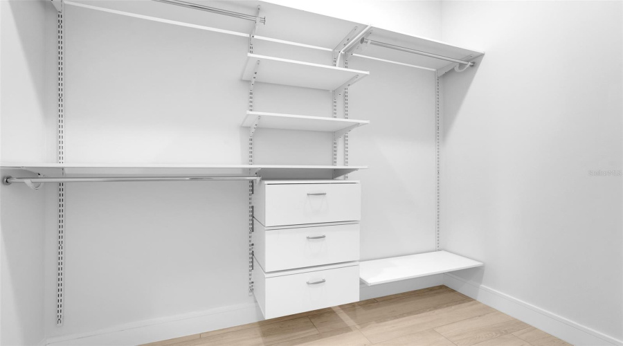 DAVENPORT, Florida 33837, 4 Bedrooms Bedrooms, ,3 BathroomsBathrooms,Residential,For Sale,KENSINGTON,0,MFRO6373000