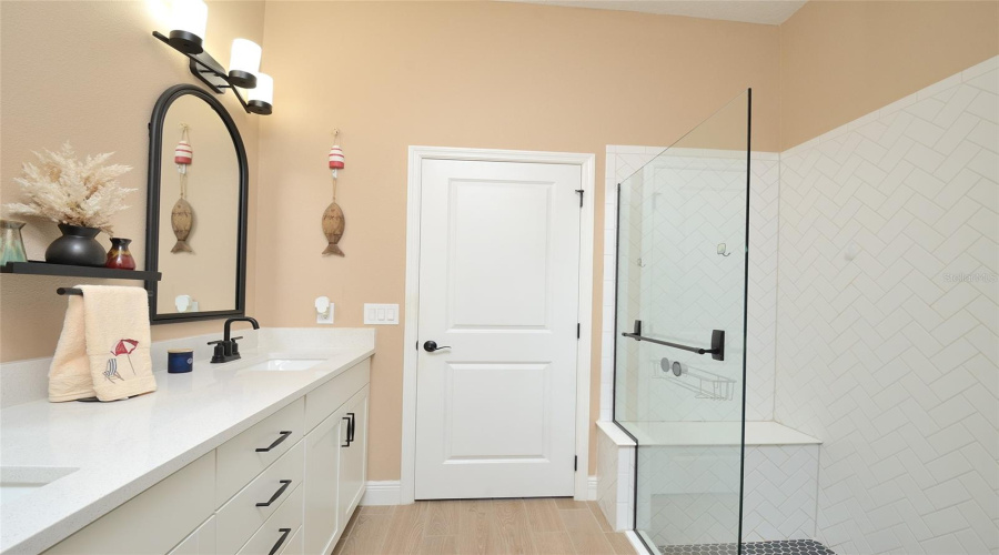 KISSIMMEE, Florida 34747, 2 Bedrooms Bedrooms, ,2 BathroomsBathrooms,Residential,For Sale,KEY BAY,0,MFRS5134222