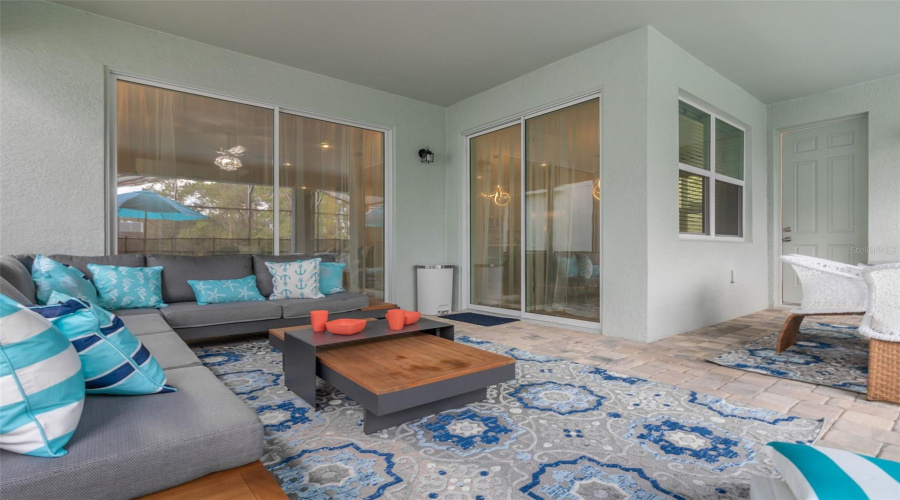 KISSIMMEE, Florida 34747, 6 Bedrooms Bedrooms, ,4 BathroomsBathrooms,Residential,For Sale,TROPICAL PALMS,0,MFRS5118043