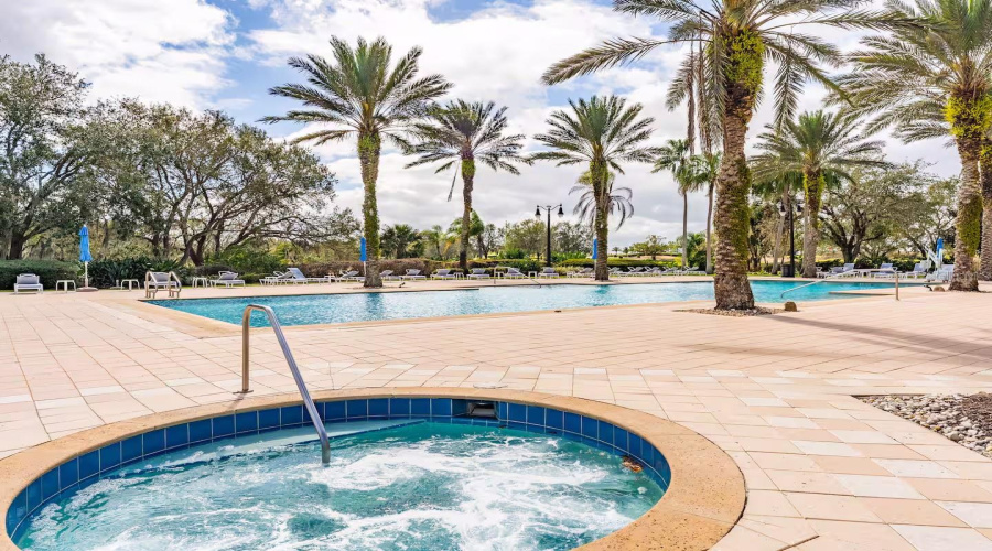 KISSIMMEE, Florida 34747, 5 Bedrooms Bedrooms, ,3 BathroomsBathrooms,Residential,For Sale,HAVERHILL,0,MFRO6314798