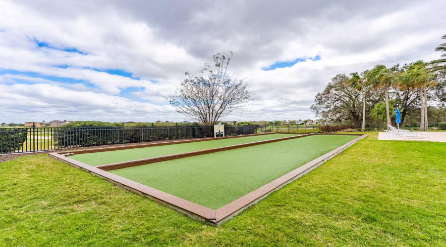 KISSIMMEE, Florida 34747, 5 Bedrooms Bedrooms, ,3 BathroomsBathrooms,Residential,For Sale,HAVERHILL,0,MFRO6314798