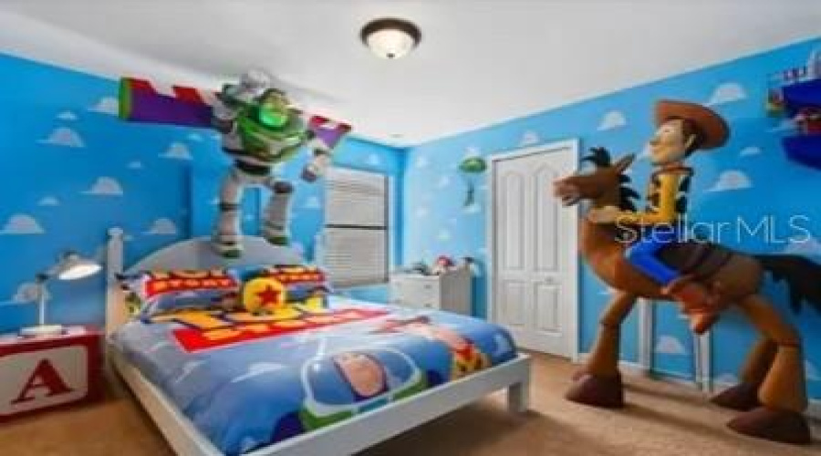 DAVENPORT, Florida 33896, 6 Bedrooms Bedrooms, ,6 BathroomsBathrooms,Residential,For Sale,THUNDERBIRD,0,MFRS5141508