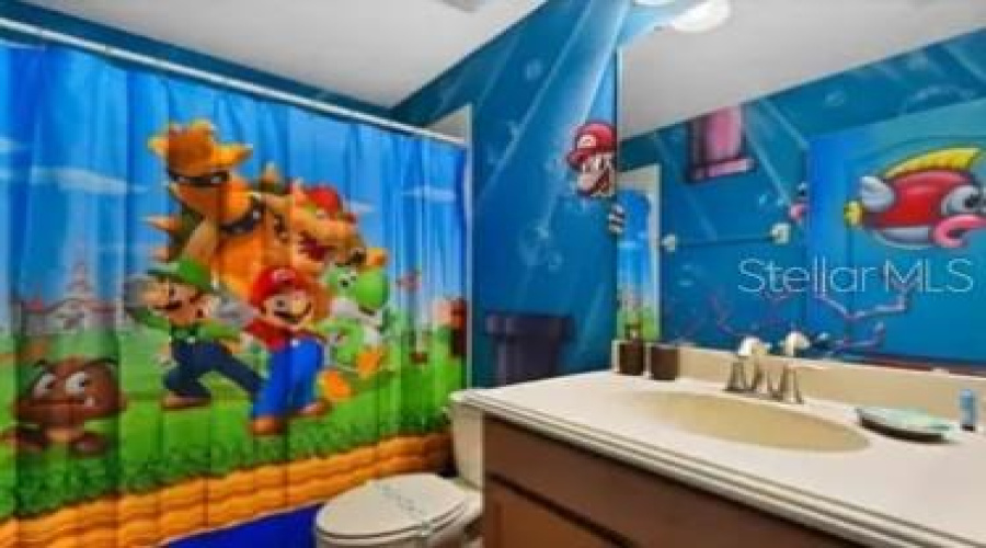 DAVENPORT, Florida 33896, 6 Bedrooms Bedrooms, ,6 BathroomsBathrooms,Residential,For Sale,THUNDERBIRD,0,MFRS5141508