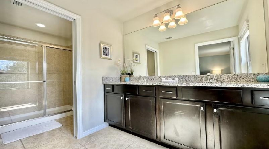 KISSIMMEE, Florida 34747, 6 Bedrooms Bedrooms, ,4 BathroomsBathrooms,Residential,For Sale,MOROCCO,0,MFRS5141599