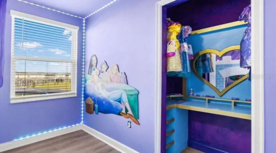 DAVENPORT, Florida 33896, 8 Bedrooms Bedrooms, ,5 BathroomsBathrooms,Residential,For Sale,OCEAN COURSE,0,MFRS5141603