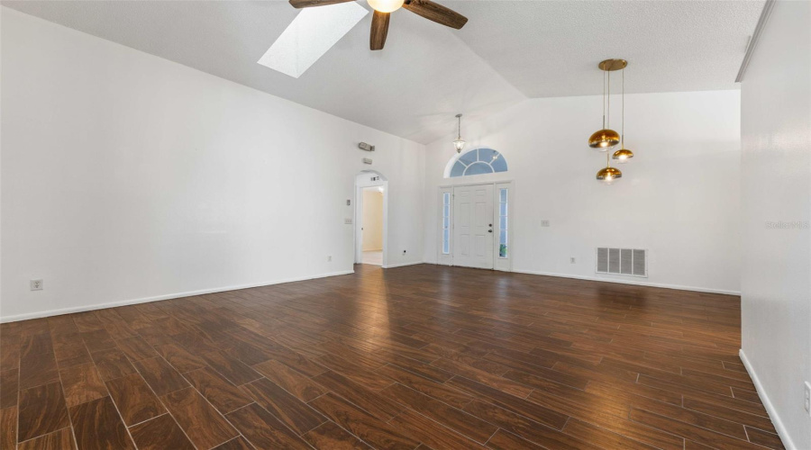 Formal Living/Ding room