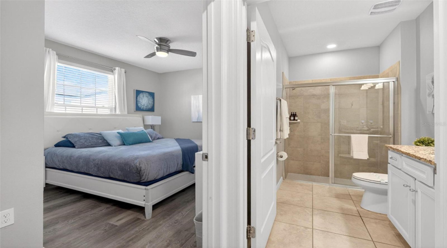 DAVENPORT, Florida 33837, 5 Bedrooms Bedrooms, ,4 BathroomsBathrooms,Residential,For Sale,OAK SPRING,0,MFRO6373223