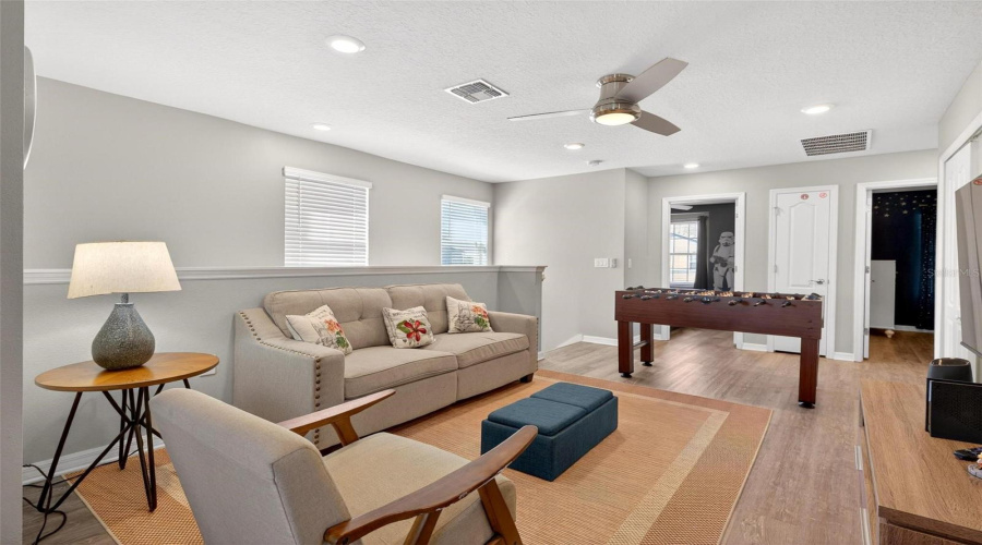 DAVENPORT, Florida 33837, 5 Bedrooms Bedrooms, ,4 BathroomsBathrooms,Residential,For Sale,OAK SPRING,0,MFRO6373223