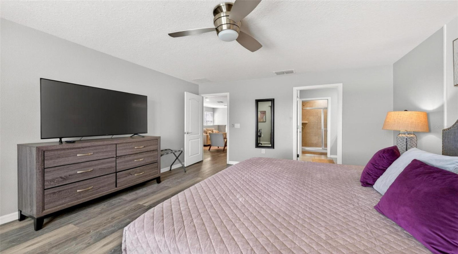 DAVENPORT, Florida 33837, 5 Bedrooms Bedrooms, ,4 BathroomsBathrooms,Residential,For Sale,OAK SPRING,0,MFRO6373223