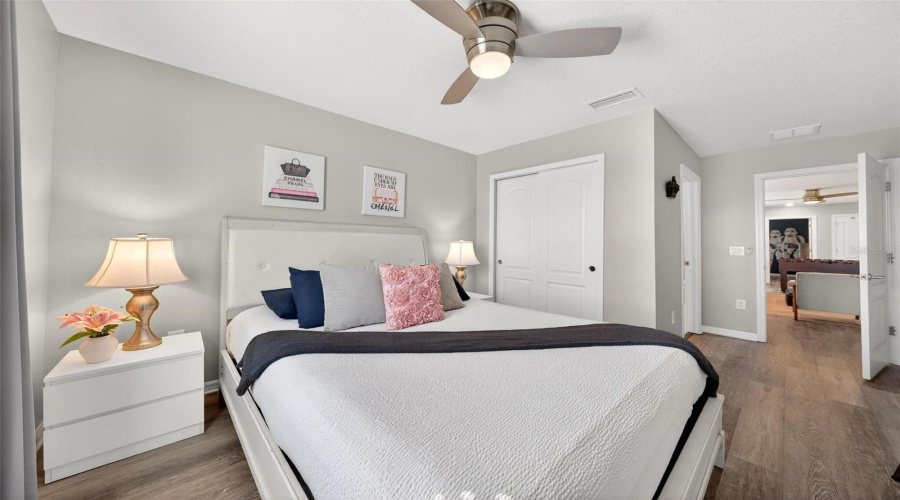 DAVENPORT, Florida 33837, 5 Bedrooms Bedrooms, ,4 BathroomsBathrooms,Residential,For Sale,OAK SPRING,0,MFRO6373223