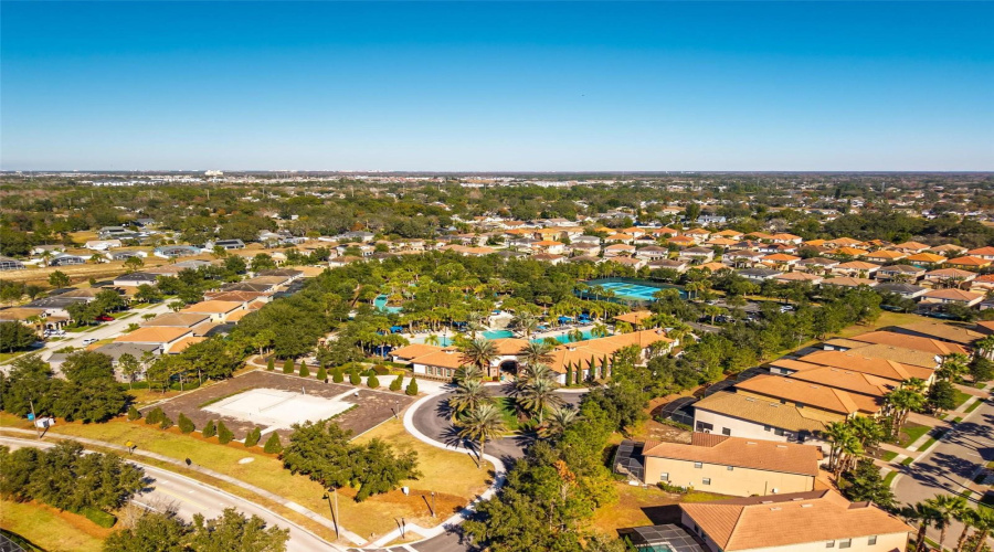 DAVENPORT, Florida 33837, 5 Bedrooms Bedrooms, ,4 BathroomsBathrooms,Residential,For Sale,OAK SPRING,0,MFRO6373223