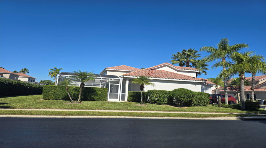 DAVENPORT, Florida 33897, 3 Bedrooms Bedrooms, ,2 BathroomsBathrooms,Residential,For Sale,BRUNELLO,0,MFRS5141160