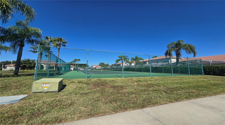 DAVENPORT, Florida 33897, 3 Bedrooms Bedrooms, ,2 BathroomsBathrooms,Residential,For Sale,BRUNELLO,0,MFRS5141160