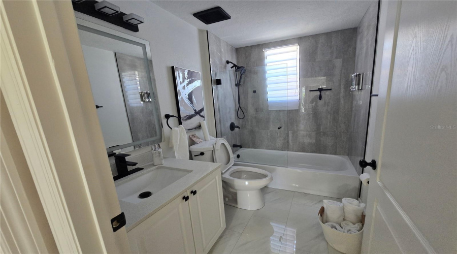 DAVENPORT, Florida 33897, 3 Bedrooms Bedrooms, ,2 BathroomsBathrooms,Residential,For Sale,BRUNELLO,0,MFRS5141160