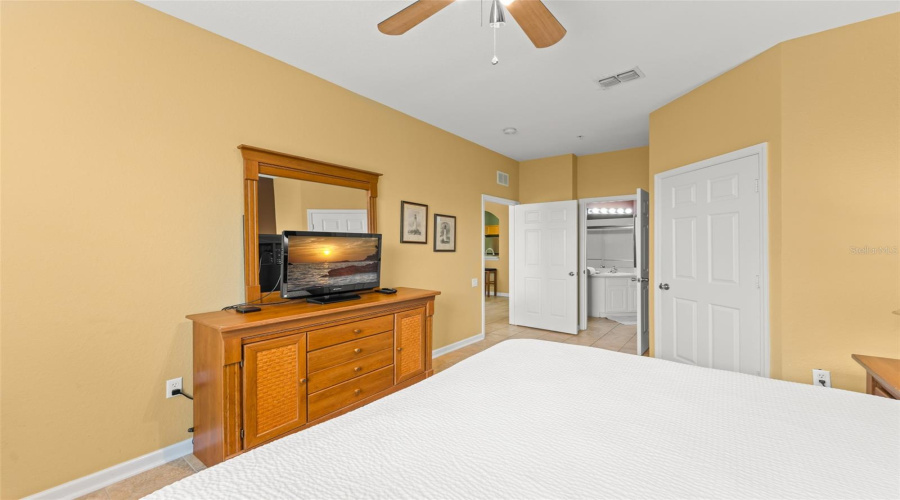 KISSIMMEE, Florida 34747, 3 Bedrooms Bedrooms, ,2 BathroomsBathrooms,Residential,For Sale,COMROW,0,MFRO6373228