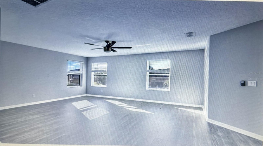 DAVENPORT, Florida 33897, 4 Bedrooms Bedrooms, ,2 BathroomsBathrooms,Residential,For Sale,ASTER,0,MFRO6373213