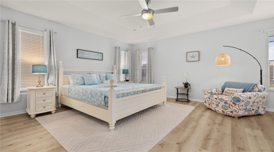 DAVENPORT, Florida 33837, 5 Bedrooms Bedrooms, ,4 BathroomsBathrooms,Residential,For Sale,YELLOW SNAPDRAGON,0,MFRO6372322