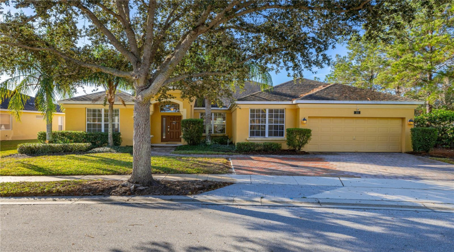 DAVENPORT, Florida 33837, 5 Bedrooms Bedrooms, ,4 BathroomsBathrooms,Residential,For Sale,YELLOW SNAPDRAGON,0,MFRO6372322