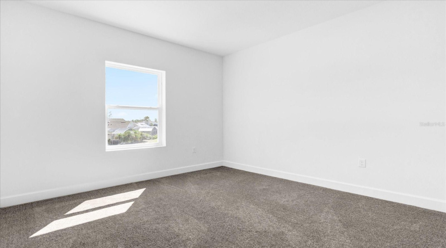 DAVENPORT, Florida 33896, 4 Bedrooms Bedrooms, ,4 BathroomsBathrooms,Residential,For Sale,LAKE SHORE,0,MFRO6252182