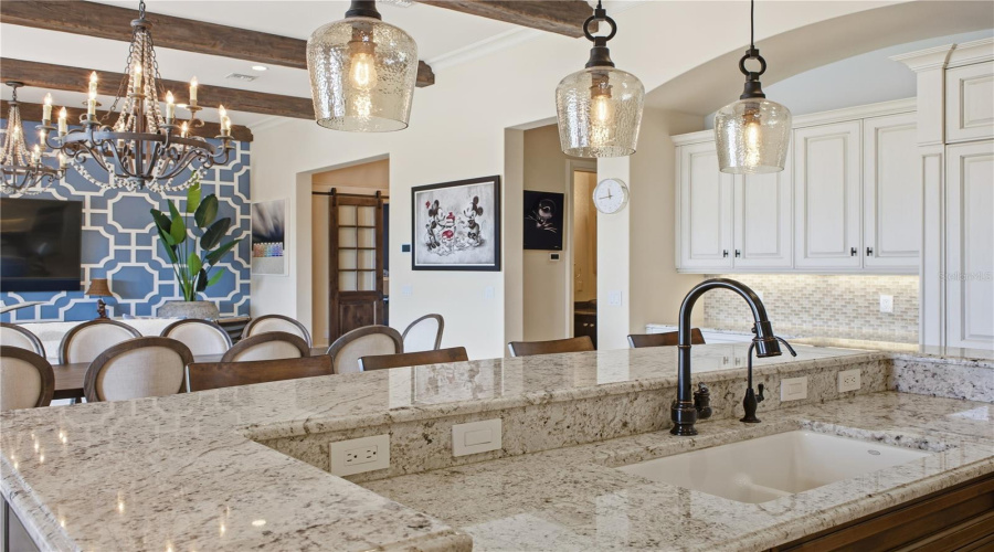 GOLDEN OAK, Florida 32836, 5 Bedrooms Bedrooms, ,5 BathroomsBathrooms,Residential,For Sale,CARTHAY,0,MFRO6373084