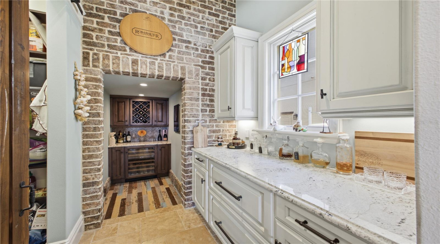 GOLDEN OAK, Florida 32836, 5 Bedrooms Bedrooms, ,5 BathroomsBathrooms,Residential,For Sale,CARTHAY,0,MFRO6373084