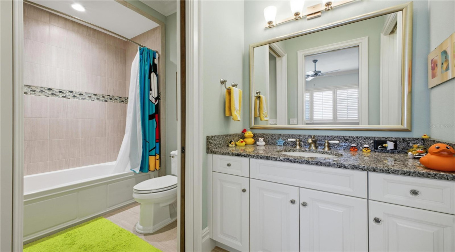 GOLDEN OAK, Florida 32836, 5 Bedrooms Bedrooms, ,5 BathroomsBathrooms,Residential,For Sale,CARTHAY,0,MFRO6373084