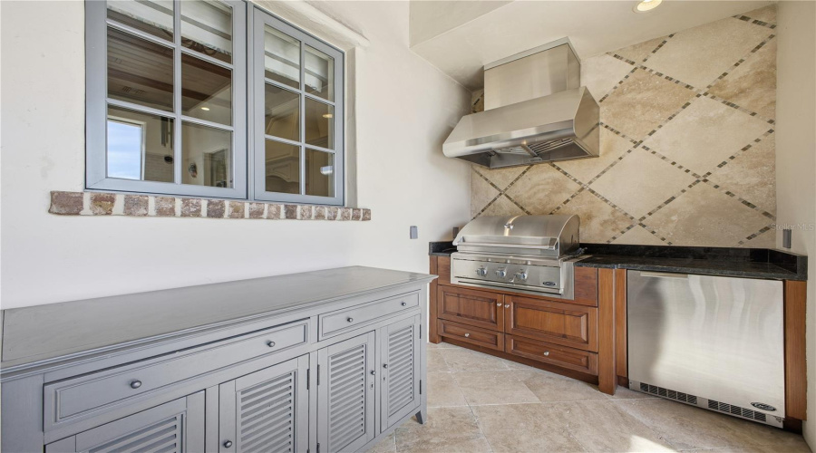 GOLDEN OAK, Florida 32836, 5 Bedrooms Bedrooms, ,5 BathroomsBathrooms,Residential,For Sale,CARTHAY,0,MFRO6373084