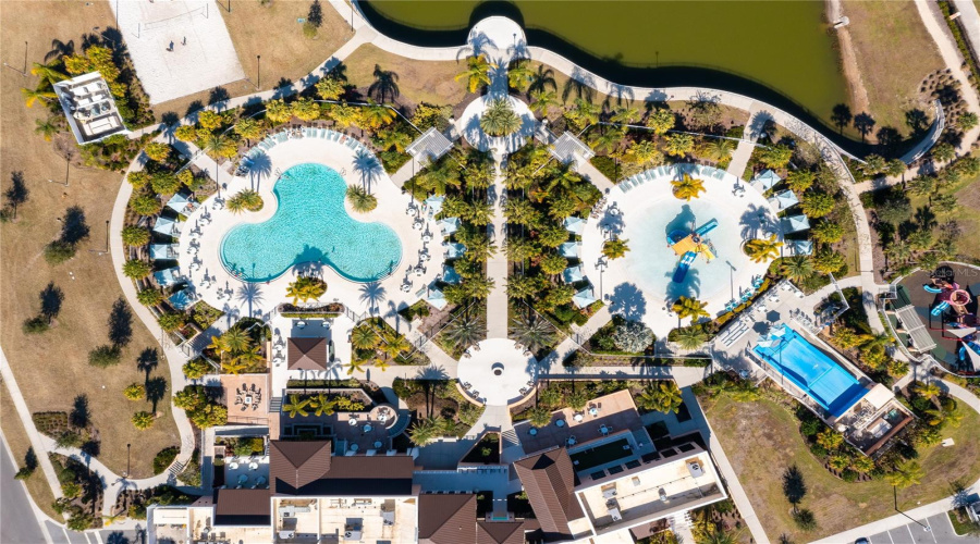 KISSIMMEE, Florida 34747, 9 Bedrooms Bedrooms, ,6 BathroomsBathrooms,Residential,For Sale,CAROLINE BAY,0,MFRS5141230