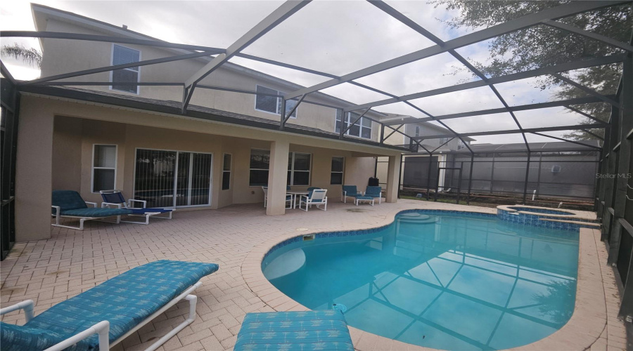 KISSIMMEE, Florida 34747, 6 Bedrooms Bedrooms, ,4 BathroomsBathrooms,Residential,For Sale,DINVILLE,0,MFRO6373177