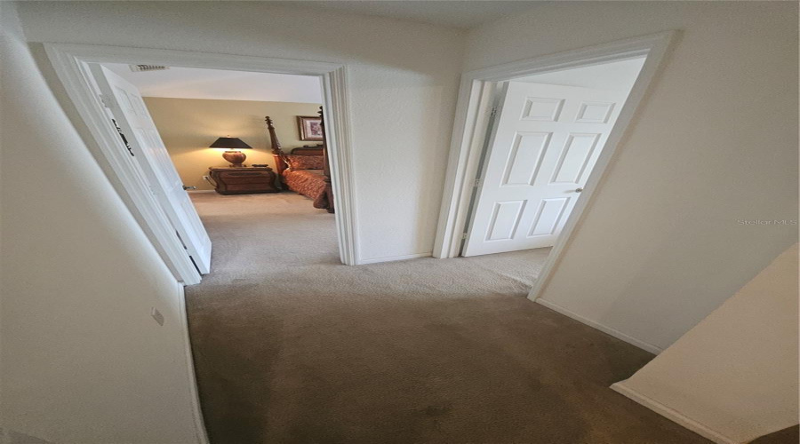 KISSIMMEE, Florida 34747, 6 Bedrooms Bedrooms, ,4 BathroomsBathrooms,Residential,For Sale,DINVILLE,0,MFRO6373177