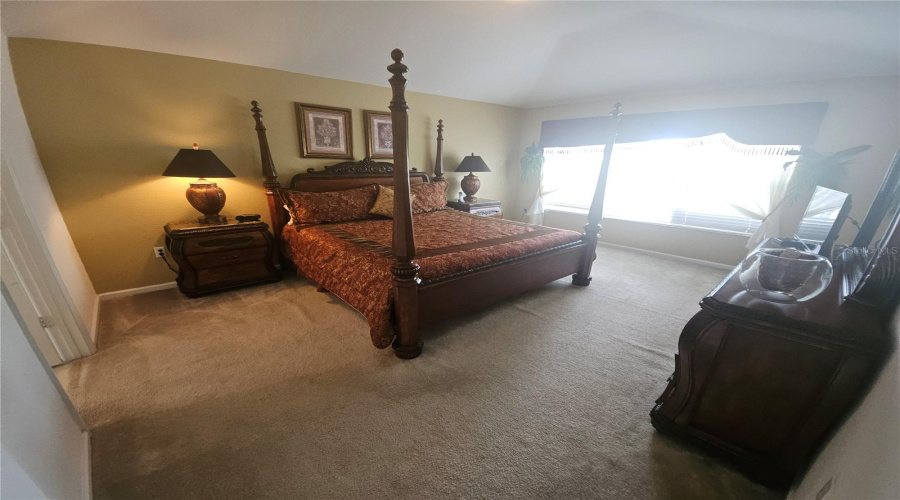 KISSIMMEE, Florida 34747, 6 Bedrooms Bedrooms, ,4 BathroomsBathrooms,Residential,For Sale,DINVILLE,0,MFRO6373177