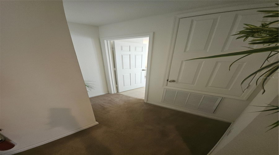 KISSIMMEE, Florida 34747, 6 Bedrooms Bedrooms, ,4 BathroomsBathrooms,Residential,For Sale,DINVILLE,0,MFRO6373177