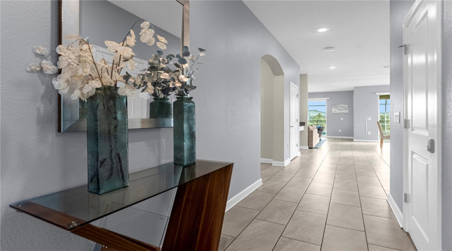DAVENPORT, Florida 33896, 6 Bedrooms Bedrooms, ,5 BathroomsBathrooms,Residential,For Sale,CABOT CLIFFS,0,MFRO6373425