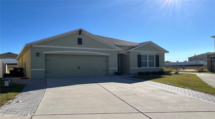 DAVENPORT, Florida 33837, 4 Bedrooms Bedrooms, ,2 BathroomsBathrooms,Residential,For Sale,PANDA,0,MFRS5118392