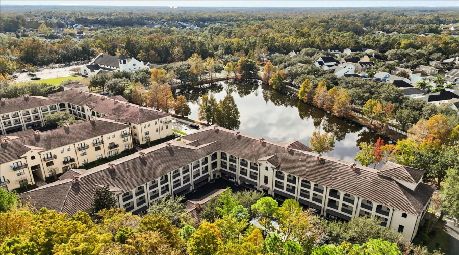 CELEBRATION, Florida 34747, 2 Bedrooms Bedrooms, ,2 BathroomsBathrooms,Residential,For Sale,WATERSIDE LN,0,MFRO6371125