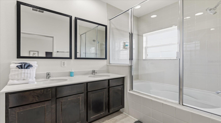 KISSIMMEE, Florida 34746, 2 Bedrooms Bedrooms, ,2 BathroomsBathrooms,Residential,For Sale,CORVETTE,0,MFRO6372454