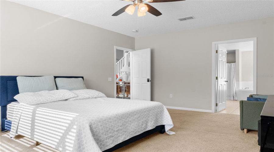 DAVENPORT, Florida 33897, 5 Bedrooms Bedrooms, ,3 BathroomsBathrooms,Residential,For Sale,LANGHAM,0,MFRO6372795