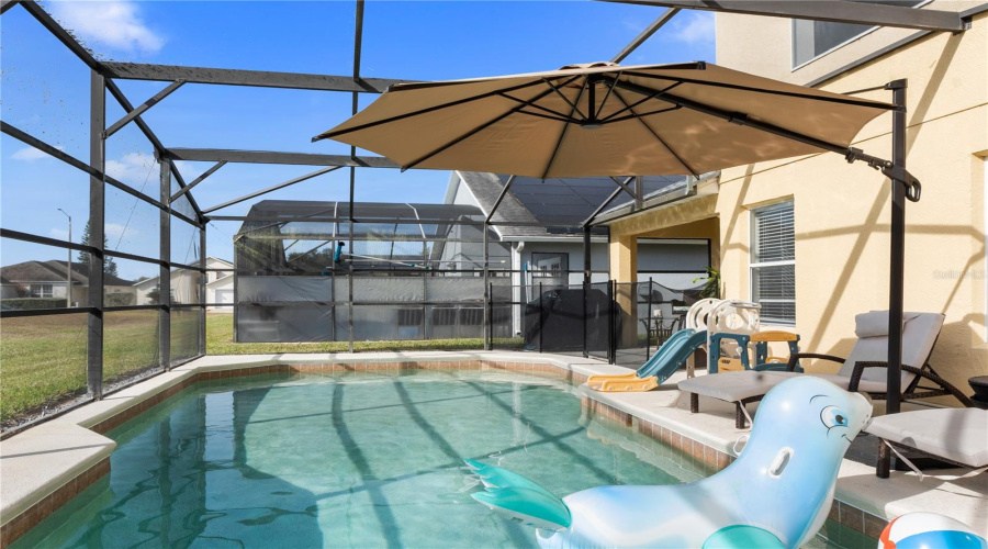 DAVENPORT, Florida 33897, 5 Bedrooms Bedrooms, ,3 BathroomsBathrooms,Residential,For Sale,LANGHAM,0,MFRO6372795