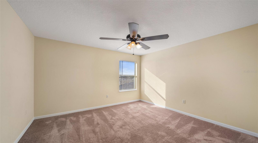 DAVENPORT, Florida 33897, 5 Bedrooms Bedrooms, ,3 BathroomsBathrooms,Residential,For Sale,HIGHGATE PARK,0,MFRO6372761