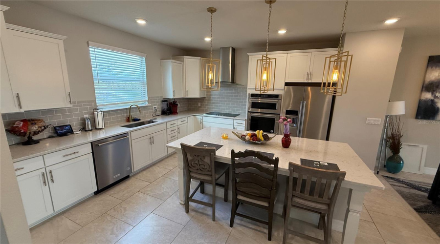 ORLANDO, Florida 32836, 4 Bedrooms Bedrooms, ,3 BathroomsBathrooms,Residential,For Sale,SWEET STAR,0,MFRO6373281